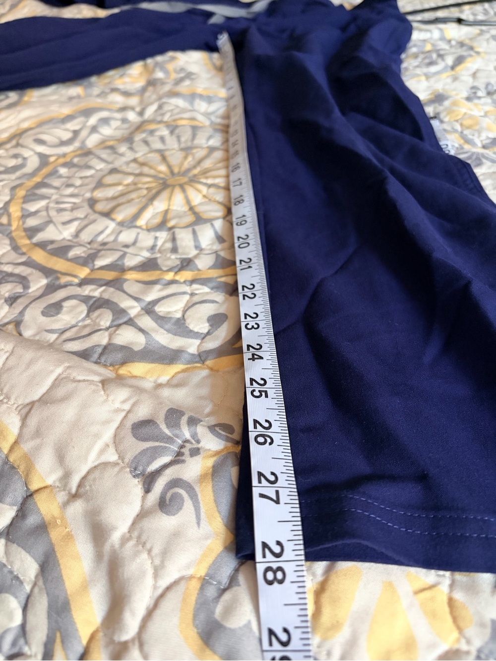 Figs Navy Technical Collection Short Sleeve and Pants Scrub Set, XS - Picture 8 of 11